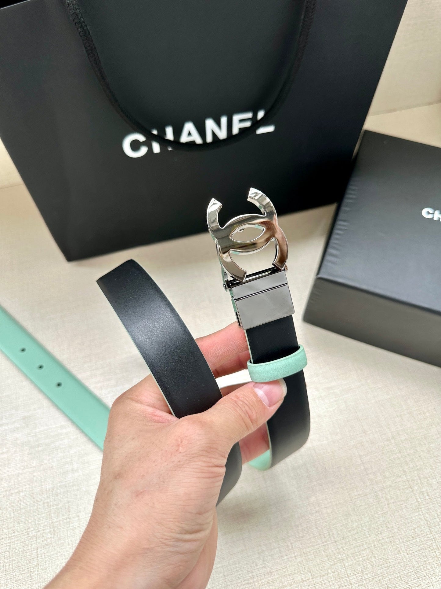 CC 30MM BELT IN GREEN MINT AND BLACK CALFSKIN WITH SILVER HARDWARE