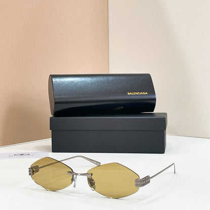 Balenciaga Sunglasses-BB0811S