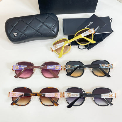 CHANEL Sunglasses-A72089