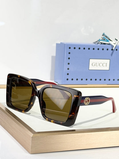 GUCCI Sunglasses-GG1861S