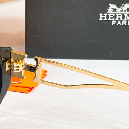 HERMÈS Sunglasses H8125S
